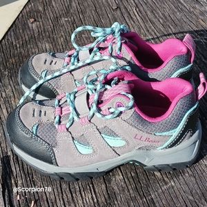 L.L. Bean Trail Model Hiker Low Shoes Size 1 Youth for Girls